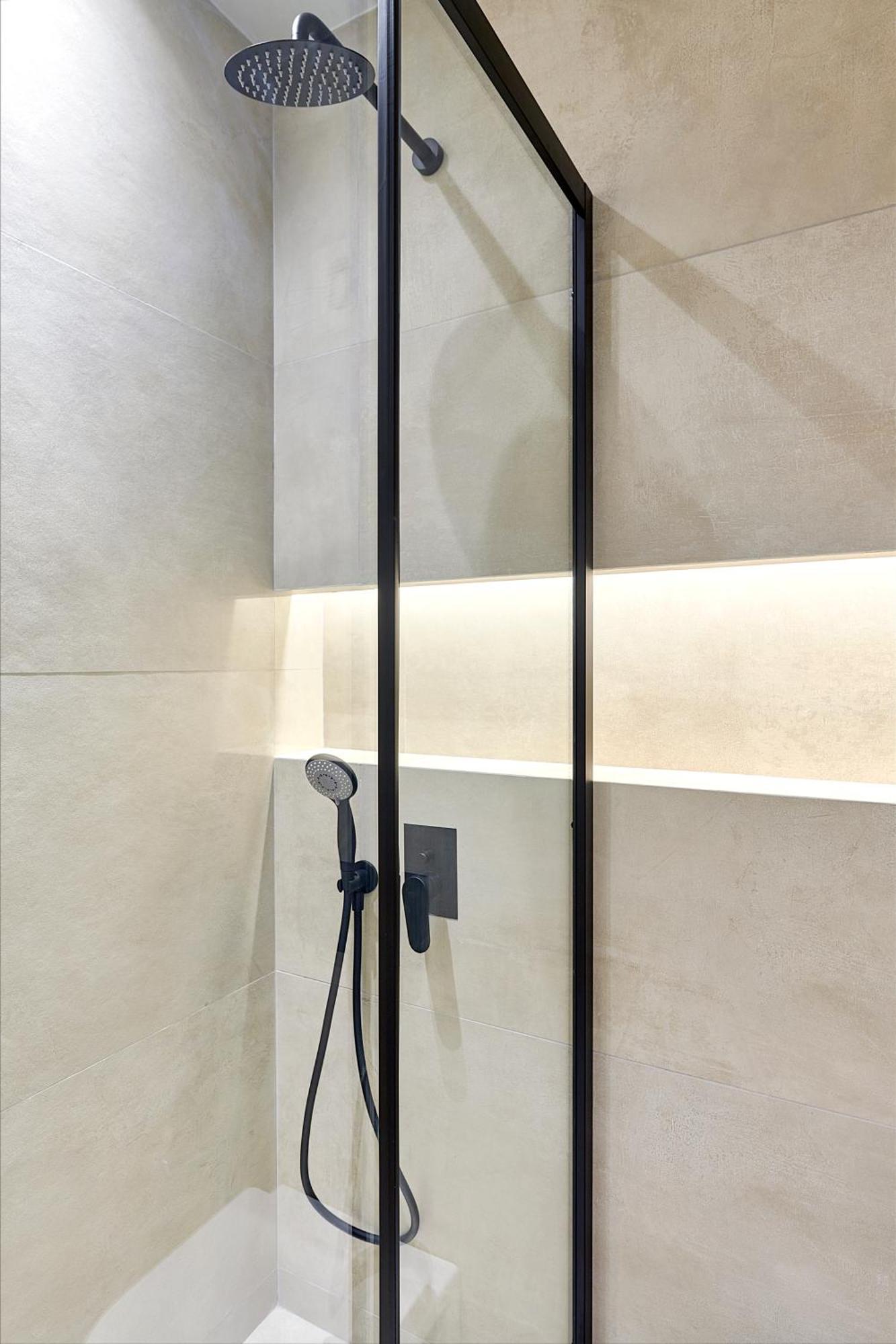 City-Center Apartment In Vibrant Monastiraki, เอเธนส์ ภายนอก รูปภาพ