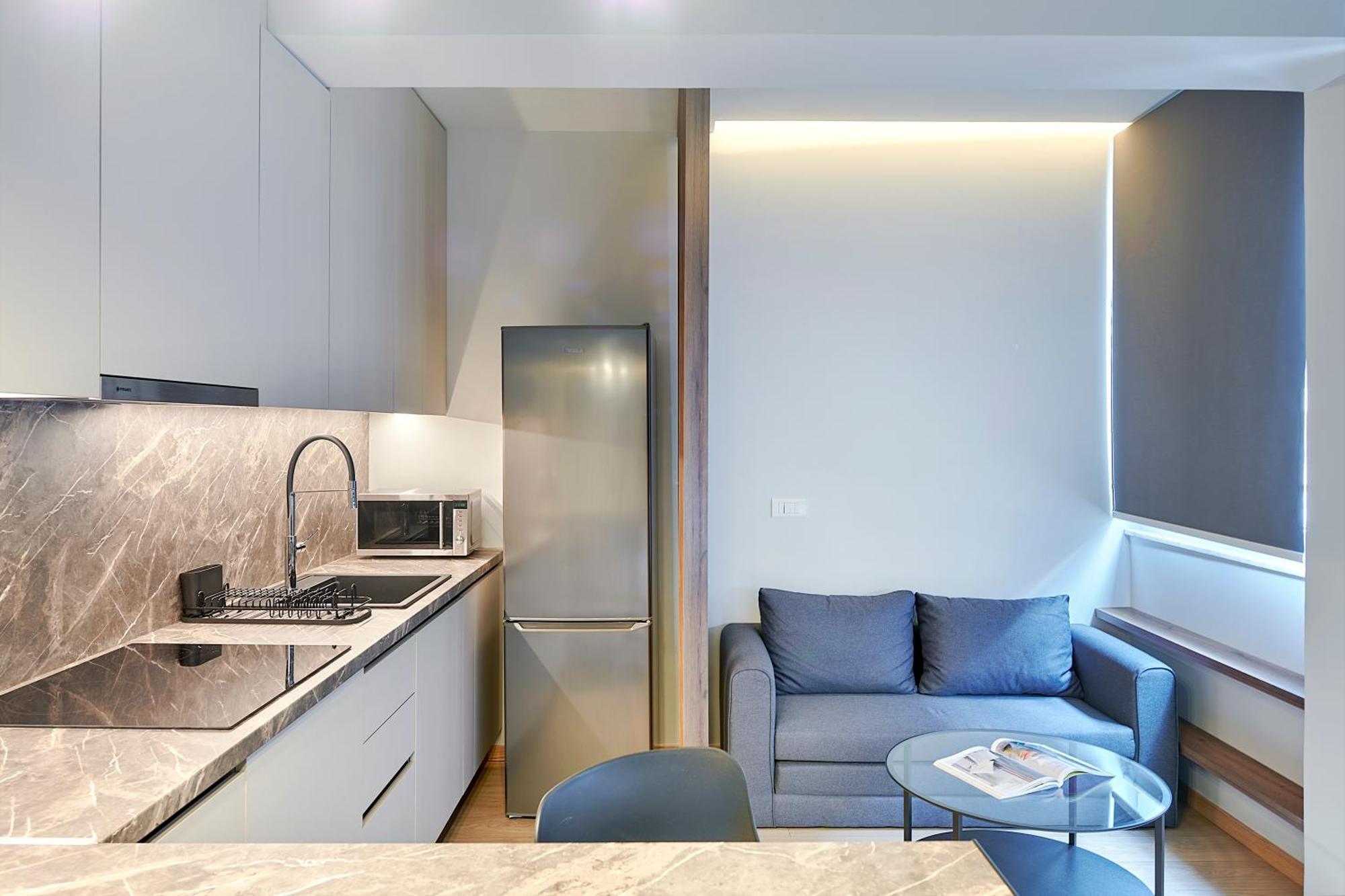 City-Center Apartment In Vibrant Monastiraki, เอเธนส์ ภายนอก รูปภาพ
